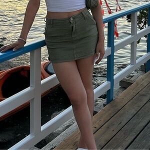 American Eagle khaki green cargo mini skirt